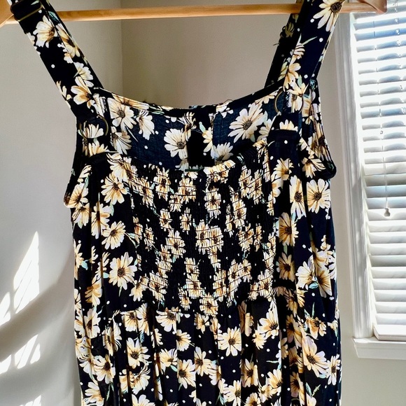 NWOT Floral Print Strappy Button Front Jumpsuit - Black XS - Picture 4 of 5